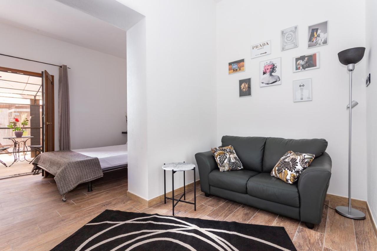 Living G Room Κάλιαρι Εξωτερικό φωτογραφία